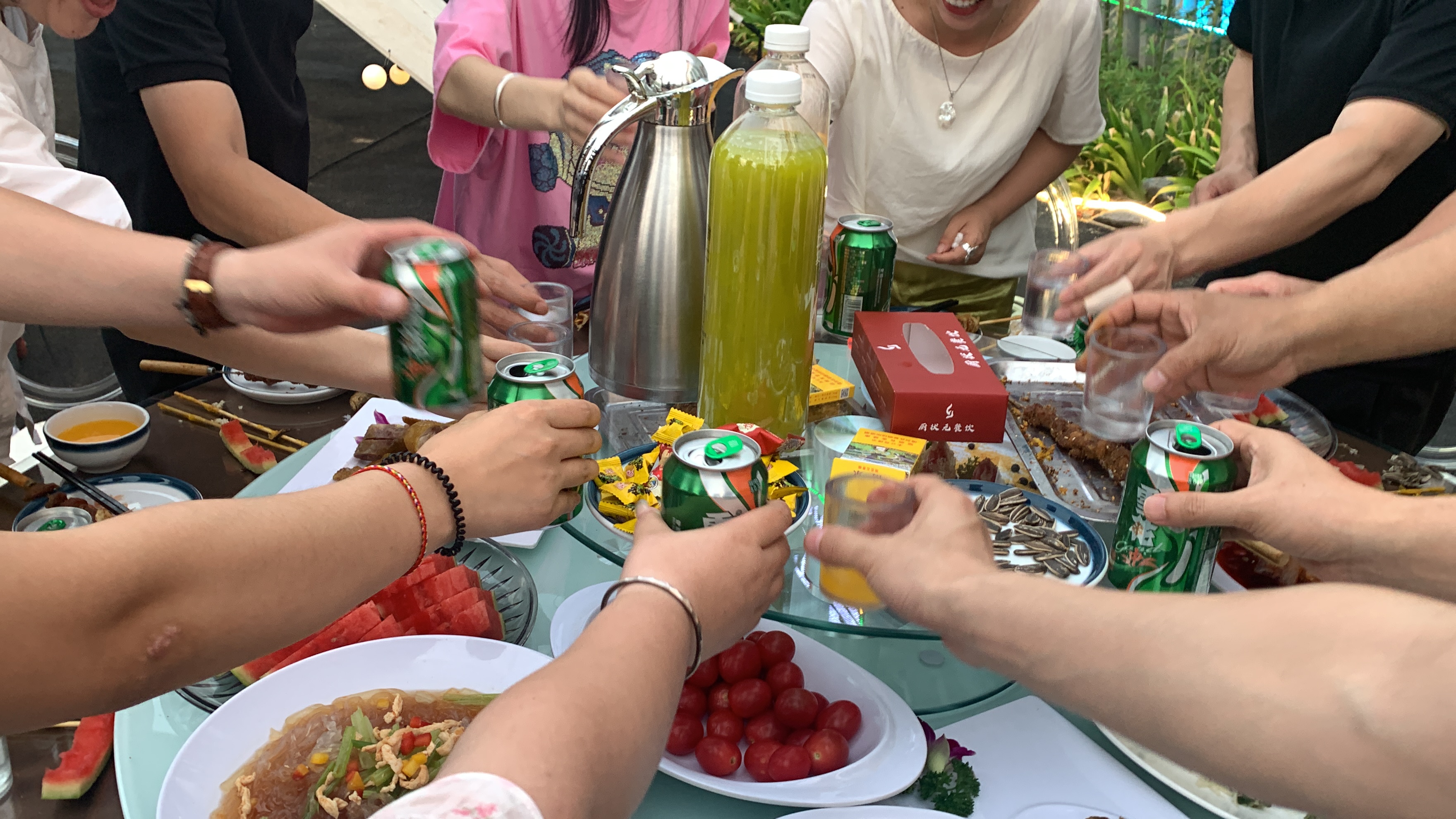 新鄉(xiāng)市卅亞過濾設(shè)備有限公司成功舉辦“夏日濃情，共聚卅亞”主題燒烤晚會(huì)